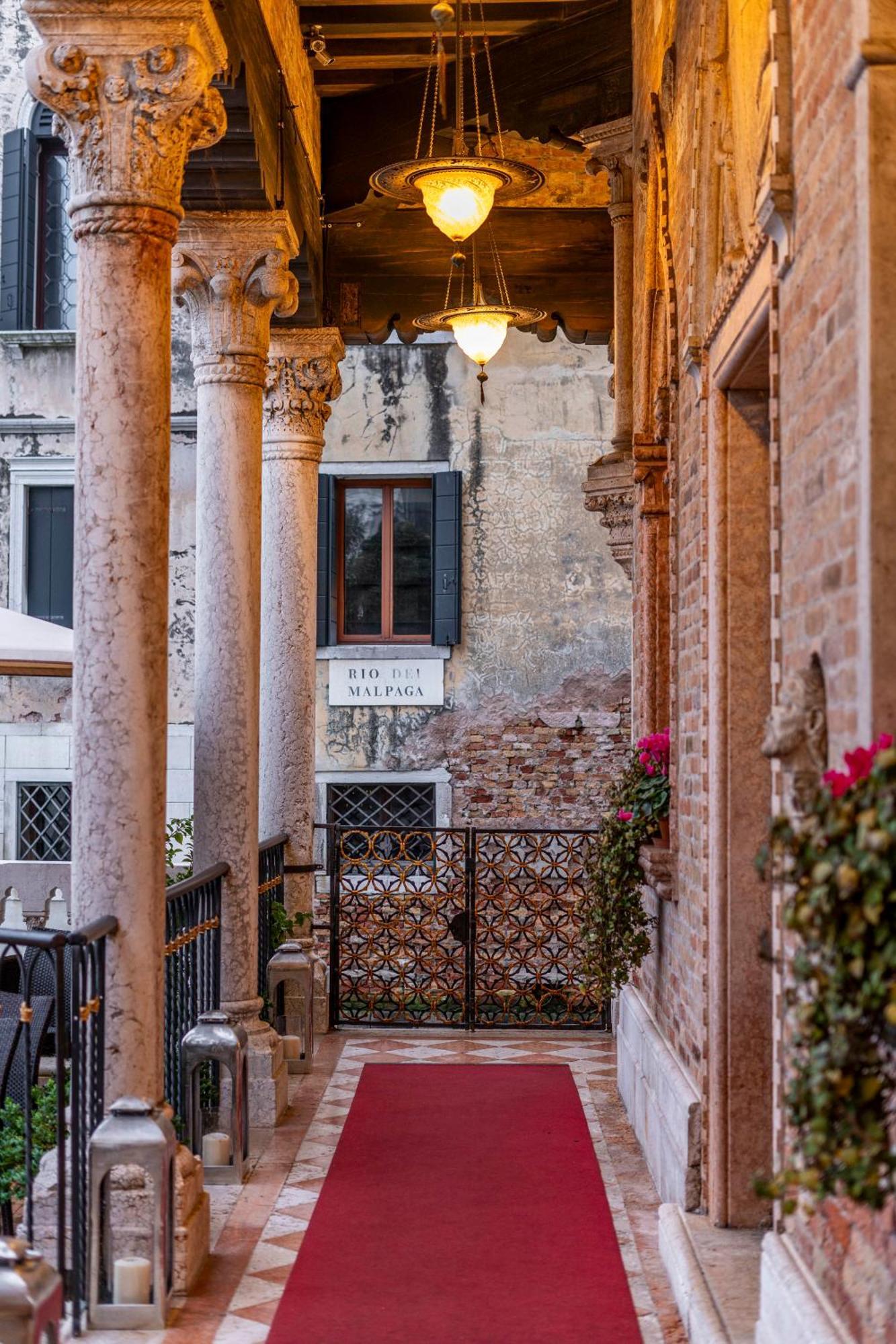 Hotel Palazzo Stern Venice Luaran gambar